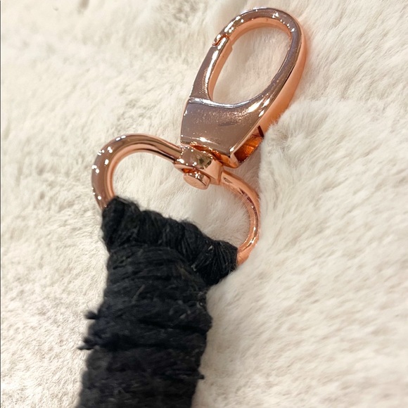 Macrame wristlet keychains - Picture 5 of 11